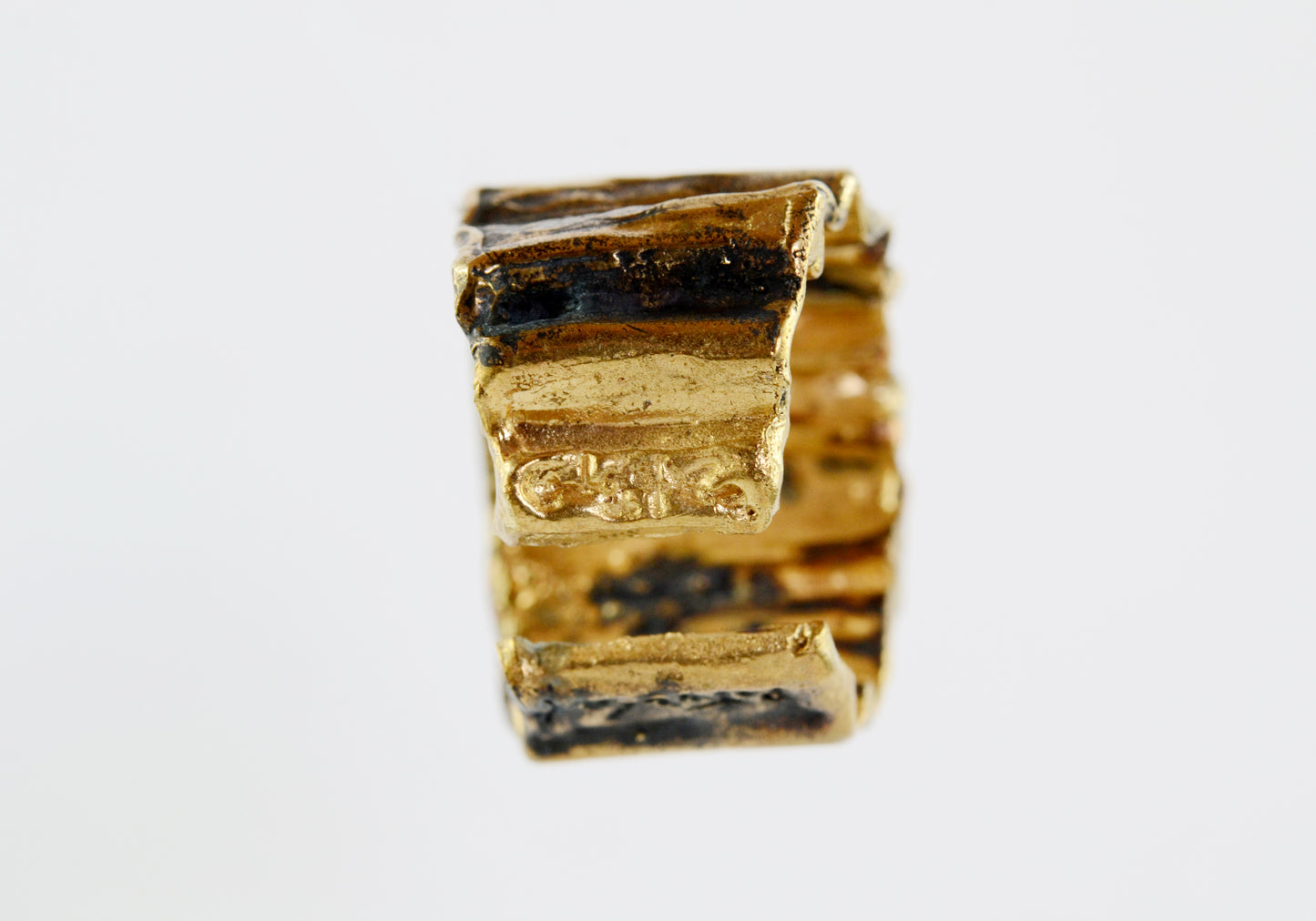 Anello Basalto Materie