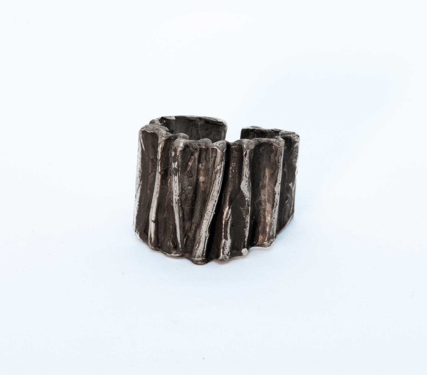 Anello Basalto Materie